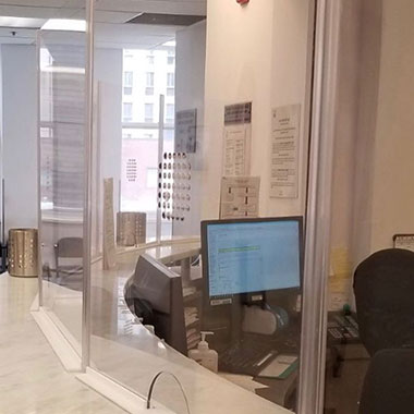 Protecteurs en acrylique / plexi